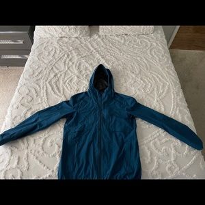 Outdoor Shell- Rain Jacket-lululemon